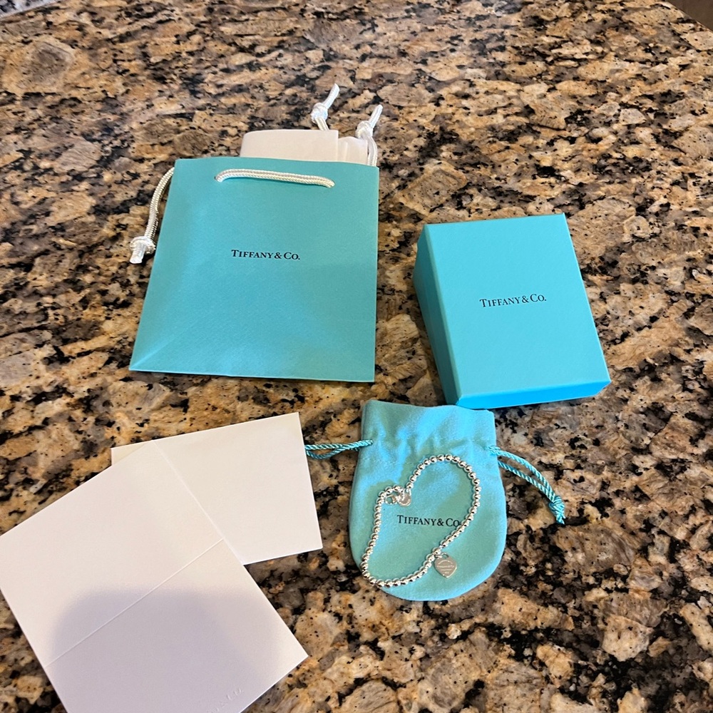 Tiffany & Co. Blue Jewelry Set with Pouch and Box